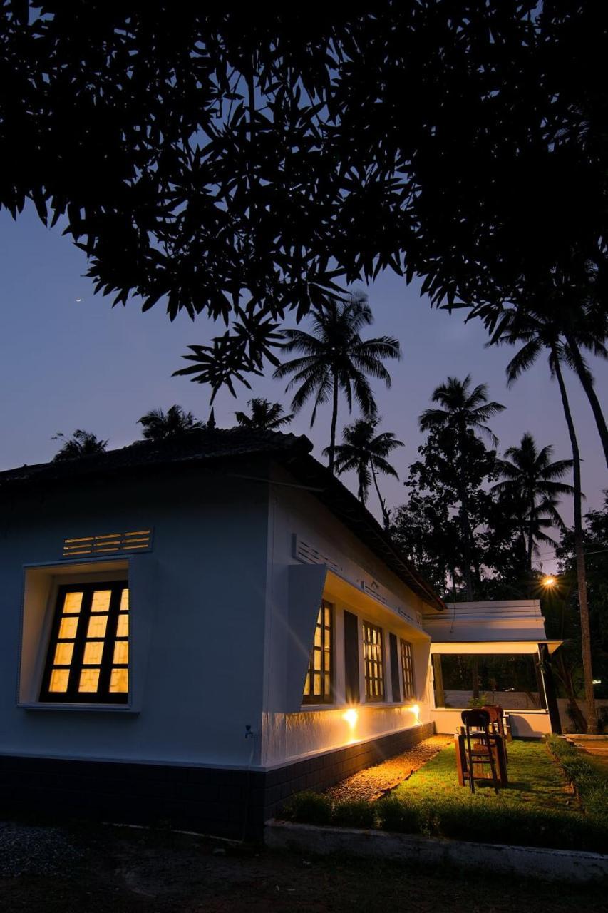 Piggy Hostel Varkala Eksteriør billede