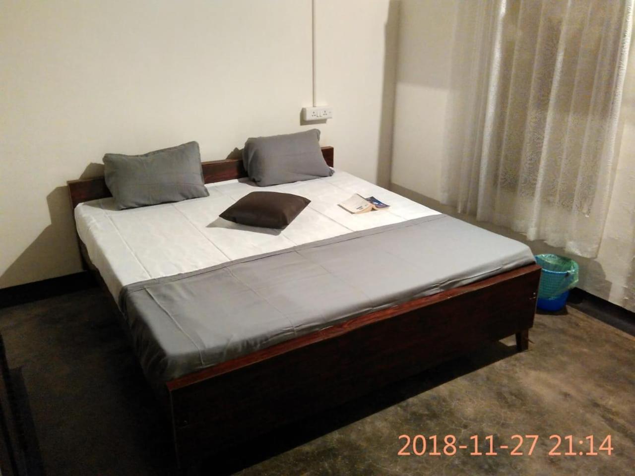 Piggy Hostel Varkala Værelse billede