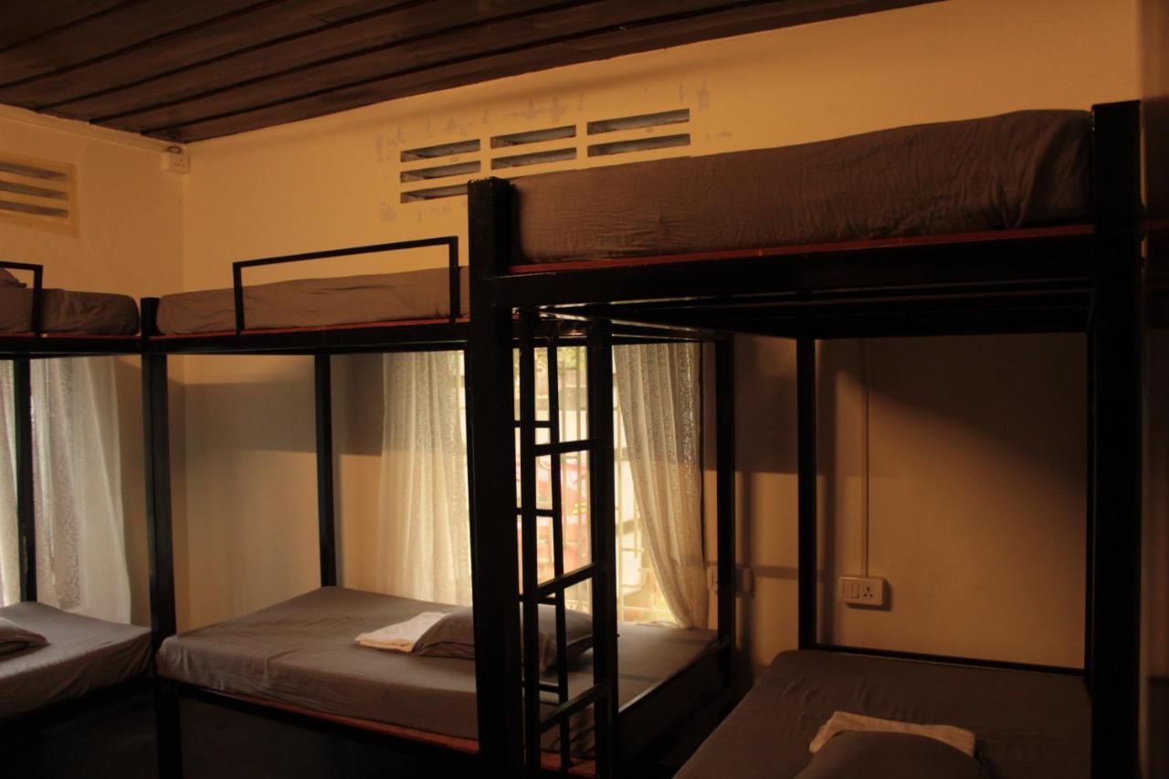 Piggy Hostel Varkala Eksteriør billede